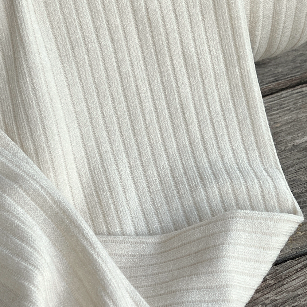 Coupon 26cm Maille tricot cotelé léger- Ecru