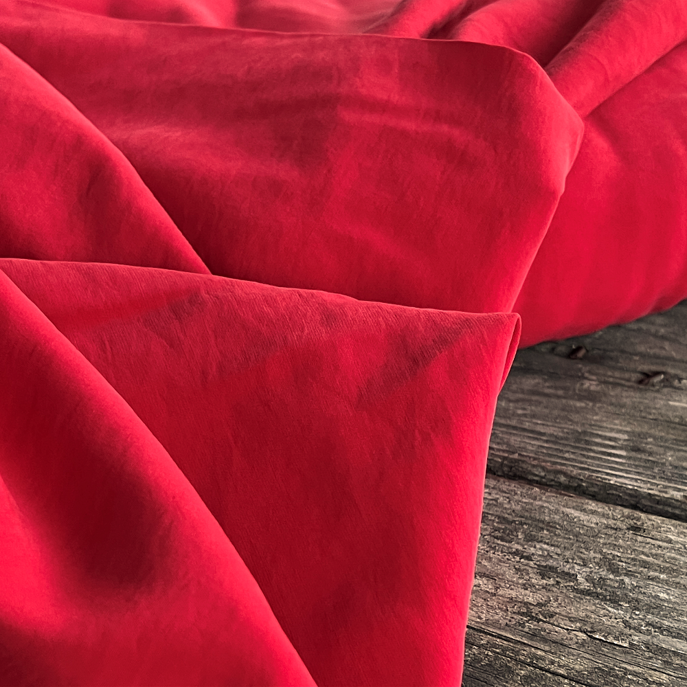 Tissu Viscose texturée légère - Rouge x 20cm
