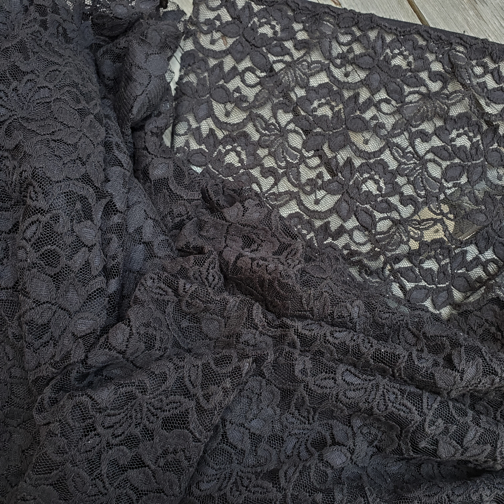 Tissu dentelle stretch Camélia - Noir x10cm